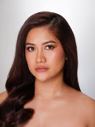 A wedding prep look this good is exactly what every bride needs! Meet Mark  & Searl Hair and Makeup Artistry at the Alta D' Tagaytay Bridal Fair