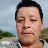 Rene Arevalo (@ReneAre08589130)