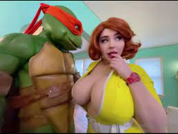 April O'Neil & Michaelangelo