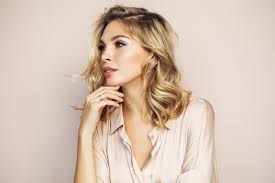 These long hairstyles for thin hair prove that fine hair can look just as pretty. Hairstyles For Greasy Hair In 2020 All Things Hair Us