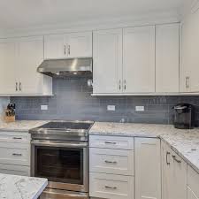wholesale solid wood kitchen cabinet in