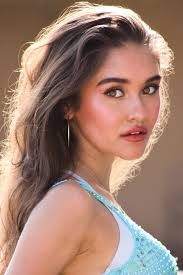 Hallmark Christmas movie starring Star Bright alum