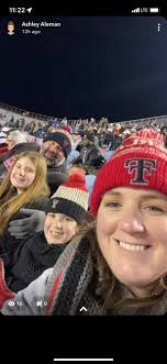 Ashley Aleman (@ashaleman86)