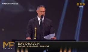 Kavlin Impactante: Fuerte Discurso Anti-Odio en los Martín Fierro