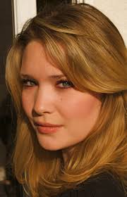 Not long after beethoven's 2nd, sarah seems to have given up acting completely. Slaying The Field Throne Of Glass Author Sarah J Maas Has Epic Plans For Her Heroine