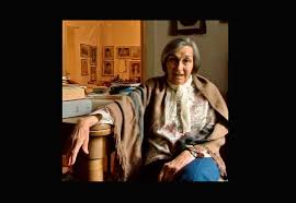 În 1983, ea a fost concediată de la universitate și supusă unor anchete. Fosta DisidentÄƒ A Regimului Comunist Doina Cornea A Murit Stiri Din Judetul Hunedoara