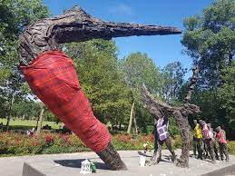 Bij het grote publiek is die dag nog niet echt bekend. Feest Keti Koti Tropenmuseum In Amsterdam