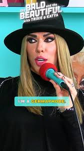 @kellymantle 🫢 #TheBaldAndTheBeautiful