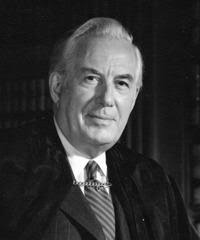 TOP 18 QUOTES BY BYRON WHITE