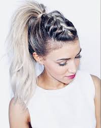 Coiffure facile printemps 40 idees faciles a realiser pour un. Tendance Coiffure On Upgrade Sa Queue De Cheval Avec Ces Grazia