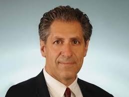 Mike Kahn's Instagram, Twitter & Facebook