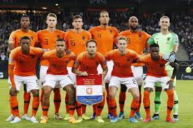 In de nederlands elftal fanshop zijn er verschillende artikelen beschikbaar. Moet Het Nederlands Elftal Straks Spelers Missen Die In De Super League Spelen De Volkskrant