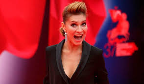 Исполнительница главной роли в сериале ип пирогова елена подкаминская призналась, что любит работать в петербурге. Kak Snimayut Serial Ip Pirogova Elena Podkaminskaya Rabotaet Pod Prismotrom Konditera Poslednie Novosti Serialy Dni Ru