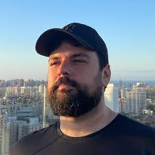 In celebration of the 85th anniversary of Lex Luthor here's an exclusive  photo of @nicholashoult as Lex in our upcoming movie, @Superman. Photo by  @stefceretti.