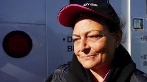45,000 strong: Jones Beach crowd walks to fight breast cancer