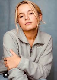 The lovely Sydney Martin, Betsy Swain