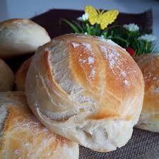 Diese Absolut Meeeeegaaaaa Leckeren Fluffigen Knusprigen Weizenbrotchen Hatte Ich Vor Einiger Zeit Auf Inst Weizenbrotchen Brot Backen Rezept Einfach Rezepte