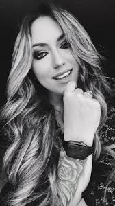 Love me or hate me, take me or leave me,But don't try and change me!🖤  #imnoplainjane #underrated #underratedsongs #plainjane #haileywhitters  #oneofmyfavsong #littlemoremessedupmarythanplainjane ...