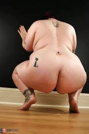Naked Milla Monroe At Canada Bare Chubby Girl - ZB Porn