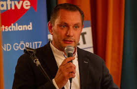 Bitte senden sie eine kurzvita sowie eine repertoireliste an mail@chrupalla.com. Auto Von Afd Politiker Von Unbekannten In Brand Gesetzt Unsertirol24