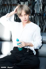 Picture Bts D Icon By Dispatch Behind The Scene 180316 Taehyung Photoshoot Taehyung Kim Taehyung