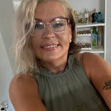 I'm not even gonna lie… I'm in the mood to disappear for a while