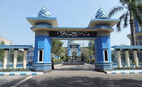 Desain unik ala kota arsiteknya paham betul, mana yang sifatnya santai dan serius. Contoh Desain Gapura Masjid Rumah Joglo Limasan Work Cute766
