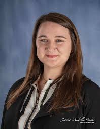 Anne Pingel's Instagram, Twitter & Facebook