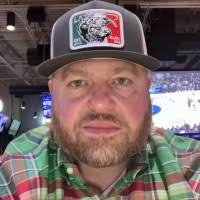 40+ "Lyons Iii" profiles