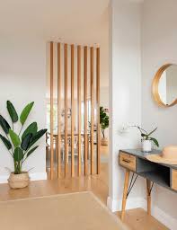 Binnen Een Verbluffende Scandi Stijl Huis Gebouwd Voor Een Gezin Van Vijf In 2020 House Interior Room Partition Designs Home Living Room