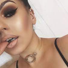 Ashley Piercing The Complete Experience Guide With Meaning Piercings Womenpiercing Piercingjewelry Ashley Ashley Ashley Piercing Dermal Piercing Piercing
