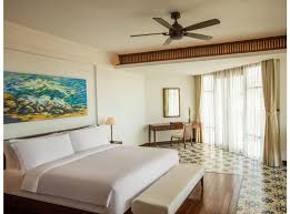 For larger rooms, with a square footage around 225, a 50 to 54 inch (130 to 140 cm) blade span, or even larger, are best. Can A Fan Be Too Big For A Room