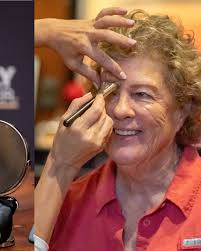 Are you protecting your skin in the outdoors? If you've followed She Hunts,  you've likely heard us mention @bullyblockeroutdoors —a sun protection line  created by the incredible @donnabrittingham , whose passion for