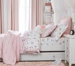 This is a very cute and adorable pink hello kitty bedding set for toddler girls! Hello Kitty Organic Sheet Set Pillowcases Pottery Barn Kids