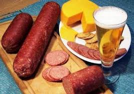 Mix together your beef and seasonings, then cure the meat overnight. Garlic Summer Sausage 3lbs Summer Sausage Wisconsin River Meats