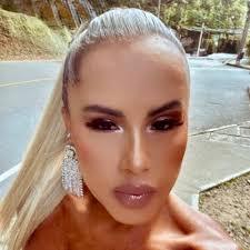 Claudia Marcela Liliana Margarita Rosa (@clamalimaro)