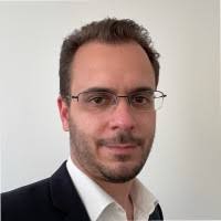 100+ perfiles de «Seixas»