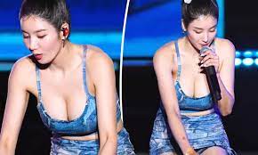 K-pop star Kwon Eunbi goes viral on social media after flaunting her  cleavage in busty performance | Daily Mail Online