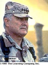 US General Norman Schwarzkopf, 120mm Verlinden figure