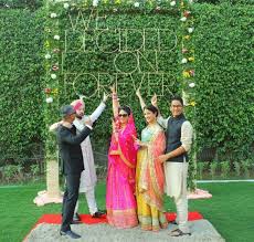 Creative Indian Wedding Ideas Selfie Booth Wedding Fun Bride Groom Indian Wedding Photos Wedding Photo Booth Indian Wedding Theme