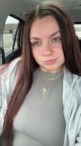 Alyssa Hartwick's Instagram, Twitter & Facebook