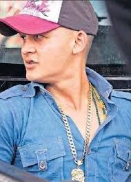 El nieto del patriarca fue acribillado Un comando de mercenarios que se  conducían en dos vehículos llegó a un bar donde se encontraba Hans Broiner  Lemus Lorenzana, nieto del capo Waldemar Lorenzana