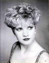 American Beauty Crop 04a Really Short Hair Short Wedge Hairstyles Wedge Hairstyles