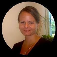 Lisa Suppa's Instagram, Twitter & Facebook