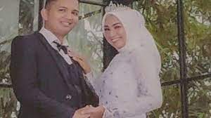 Setelah yakin kondisi oli mesin pada motornya masih cukup bagus, distater dan dijalankannya mesin kendaraan yang dari segi mode. Dompet Indah Halimah Putri Korban Sriwijaya Air Ditemukan Isinya Lengkap Uang Masih Utuh Tribunnews Com Mobile