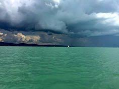 Haza felé brutális villámshow volt, de a rengeteg eső miatt nem nagyon adódott lehetőség videózni. 13 Balatoni Nyar Summer Breeze By Lake Balaton Ideas Nyar Tengerparti Utazas Szorfdeszka