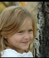 HAPPY BIRTHDAY @averyysierraa!!! I wish you the best everything life has to  offer. It's an honour and privilege being your Mom. You light up every room  you walk in to. You treat