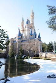 It was snowy but the snow that has fallen on the road was very wet because the temperature was little bit higher. Disney Castles That Have Been Covered In Real Snow Tokyo Disneyland Disney Parks Blog