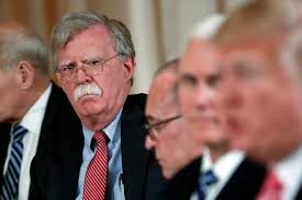 URGENT : Le FBI perquisitionne le domicile de John Bolton ! - Imagen principal del artículo