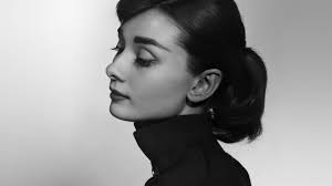 Desktop Wallpaper Laptop Mac Macbook Air Hn97 Audrey Hepburn Bw Film Dark Wallpaper Beauty Photography Women Beauty Makeup Photography Audrey Hepburn Wallpaper If you're looking for the best audrey hepburn desktop wallpaper then wallpapertag is the place to be. desktop wallpaper laptop mac macbook